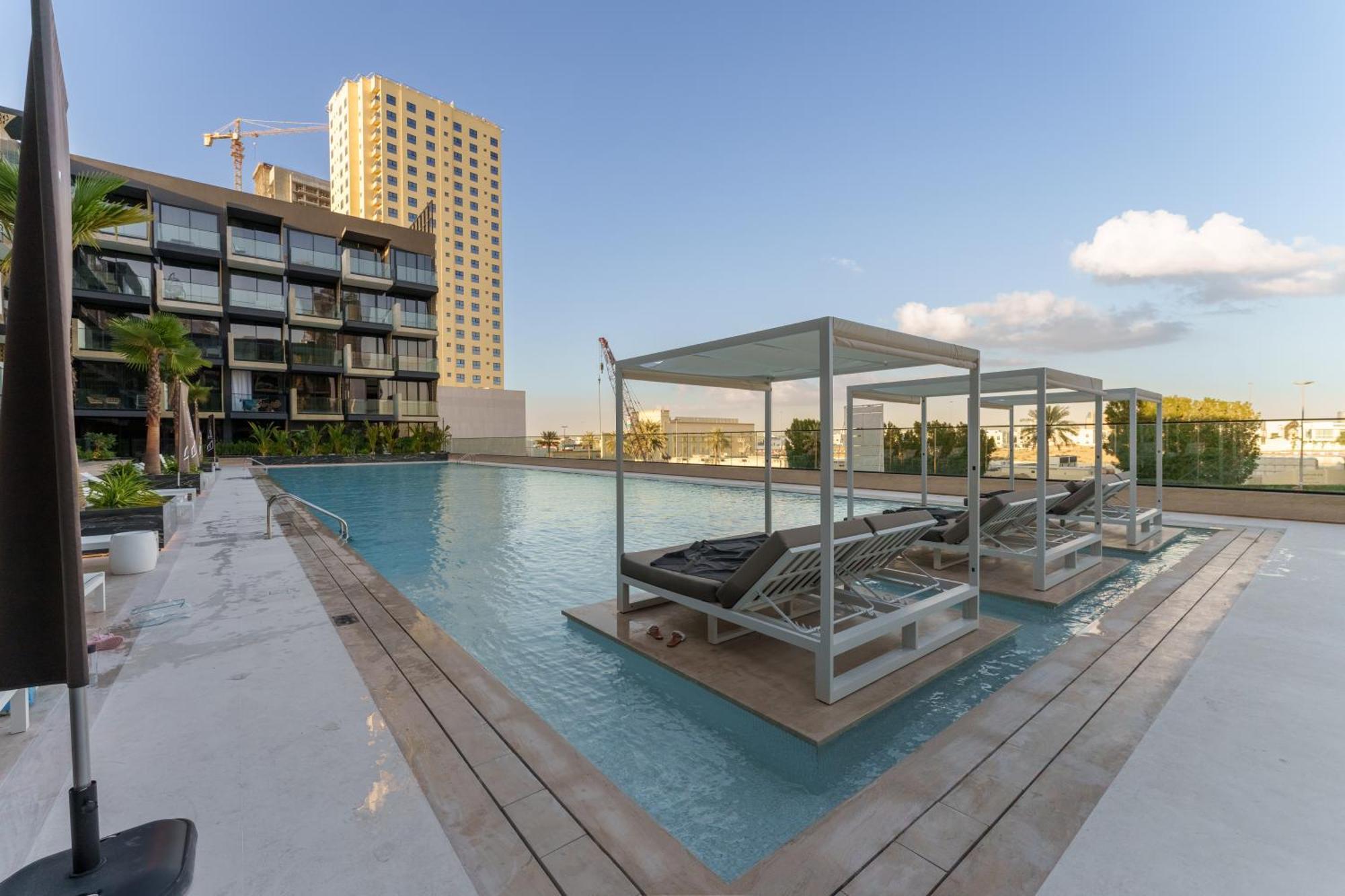 Apartment Premium Living In Jvc By Suiteable *