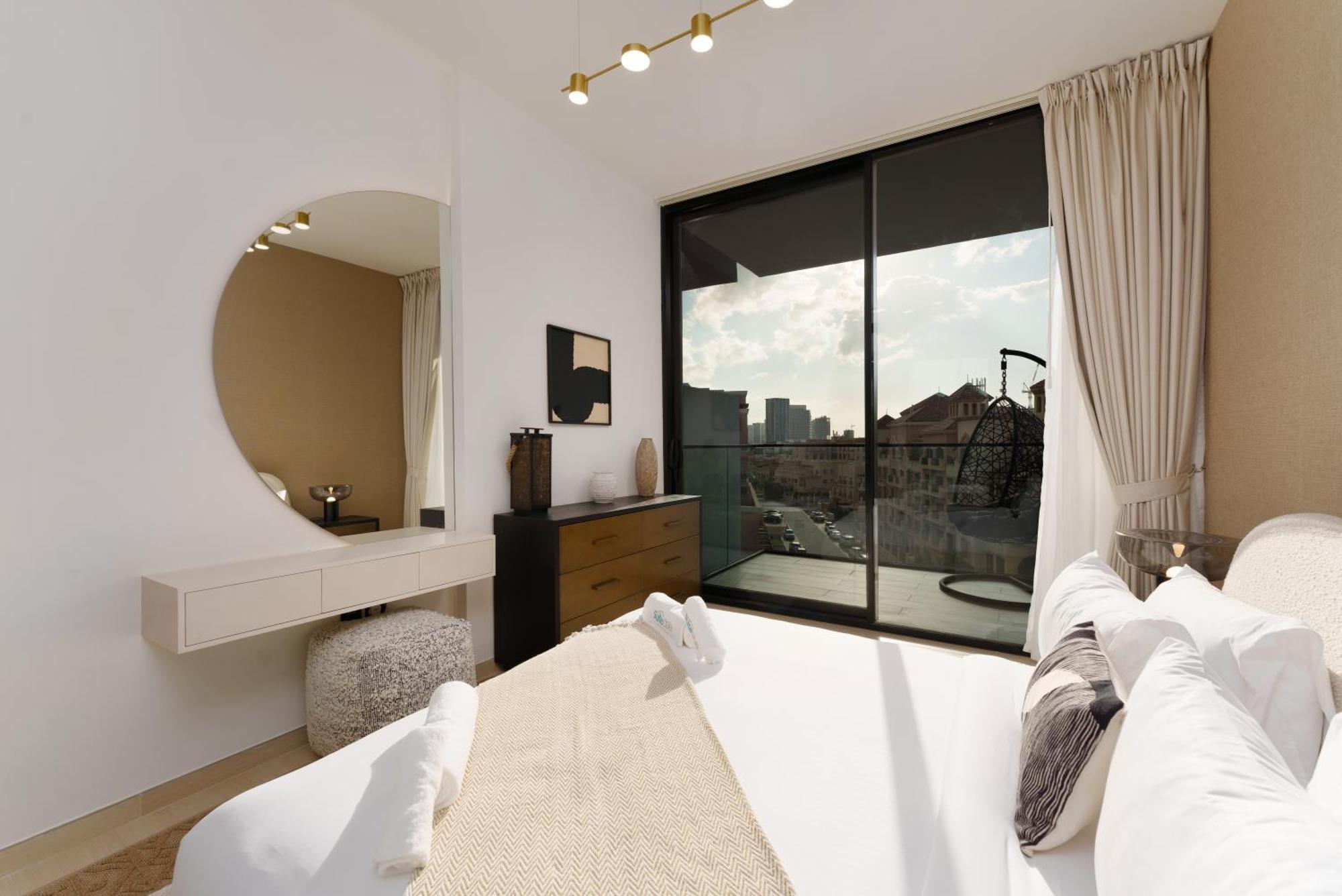 Premium Living In Jvc By Suiteable Apartment *