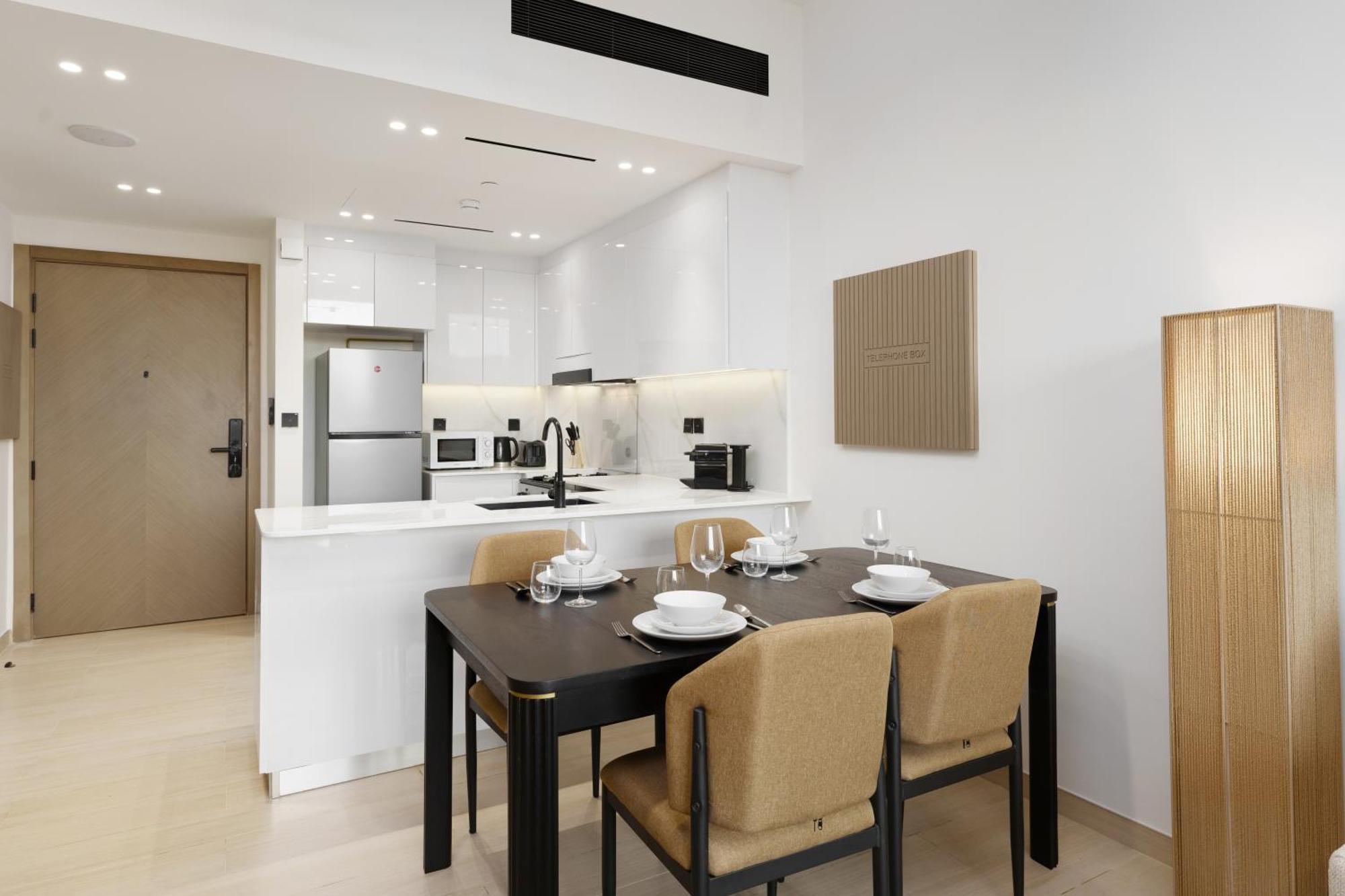 Apartment Premium Living In Jvc By Suiteable *