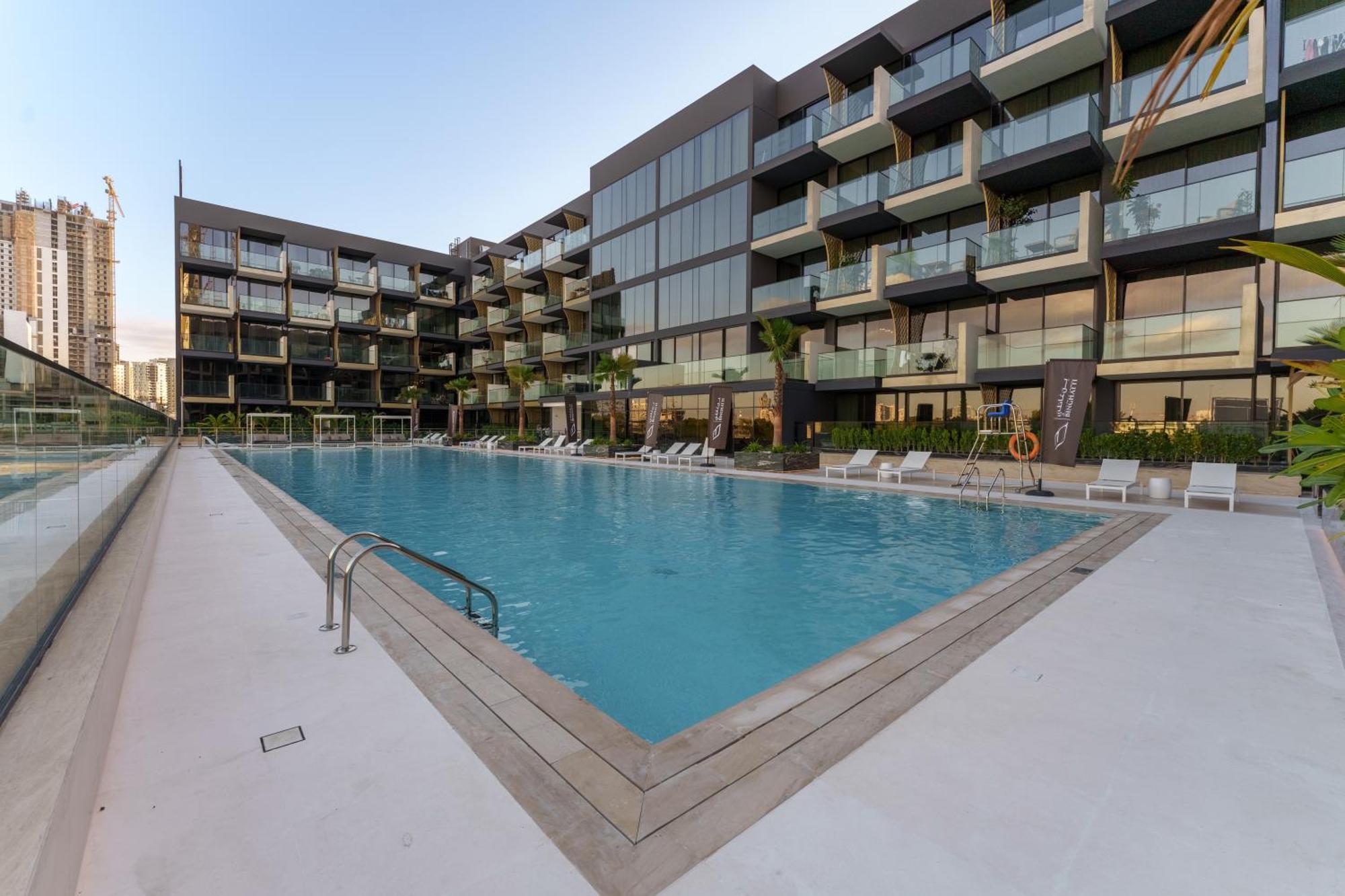 Premium Living In Jvc By Suiteable Apartment *